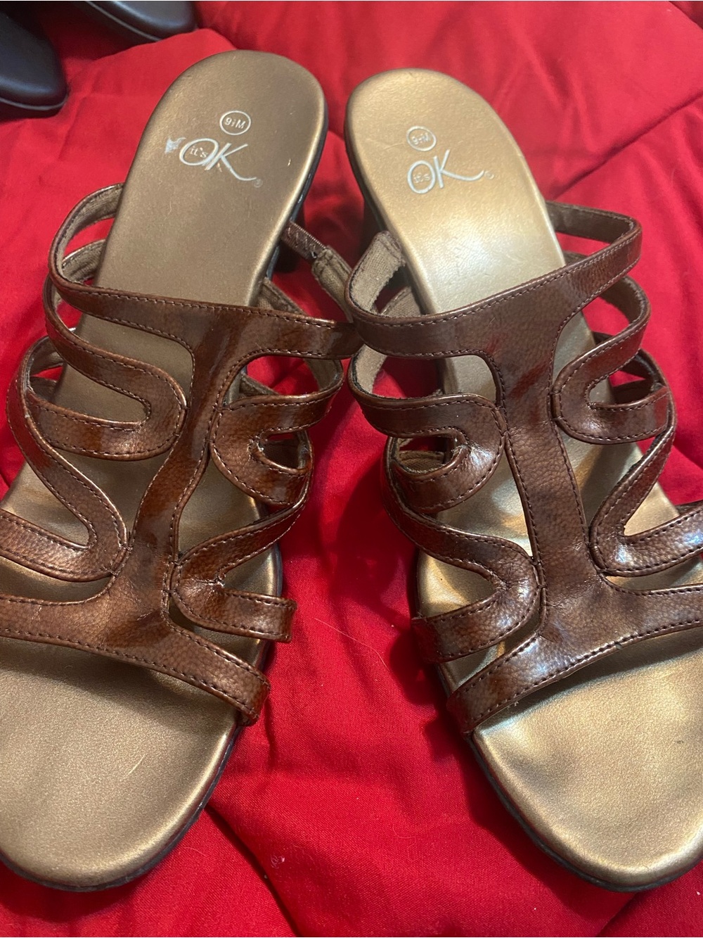 It’s Ok Brown patent strappy heel sandal with memory foam insole women size 9.5